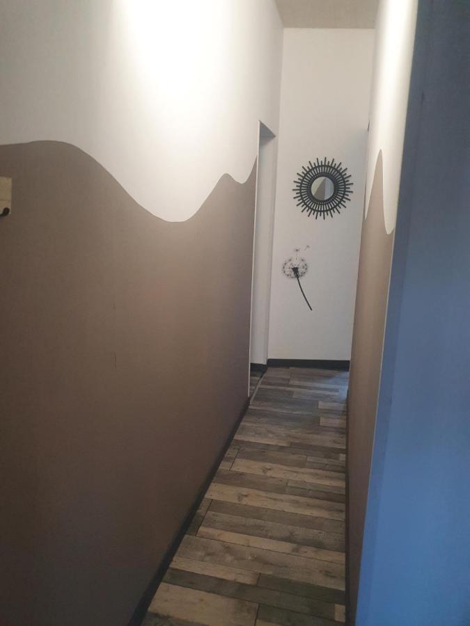 Bienvenue Chez Les Ch'Oups Le Loft 50 M2 Apartamento La Bourboule Exterior foto